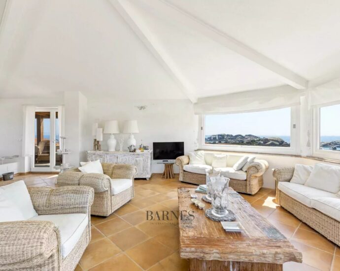 Cavallo island – Duplex top floor – Terraces 506 sq ft – 360° sea view