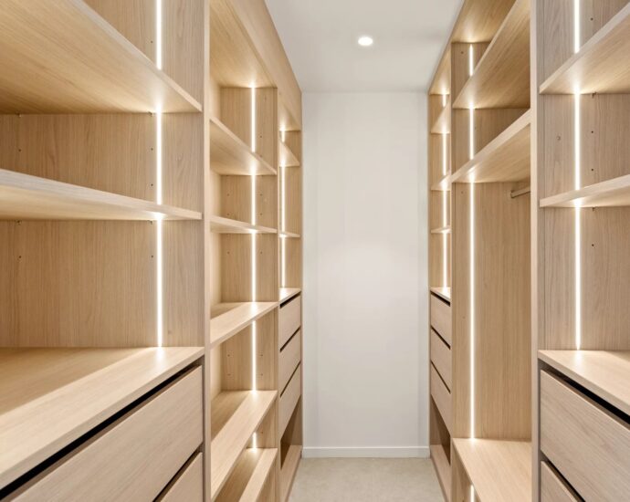 Villa contemporaine neuve, 4 chambres, piscine, vue mer, proche plage