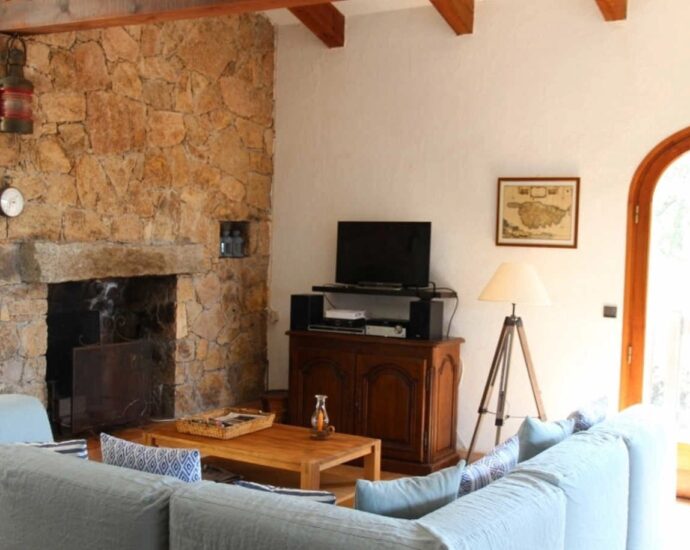 Porto-Vecchio, Domaine de Cala Rossa, 5 bedrooms, sea view and close to the beach