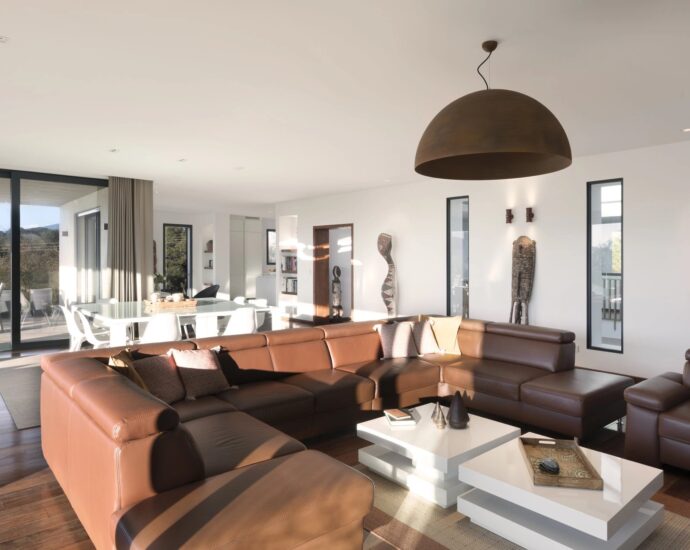 Porto Vecchio, Cala Rossa, 7 bedrooms villa, Pool, close to the beach, Sea views