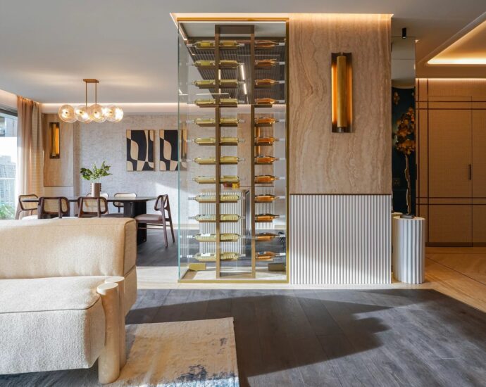 Monaco, Château Périgord I, Furnished 4-room apartment with sea view, ideally located close to all amenities.