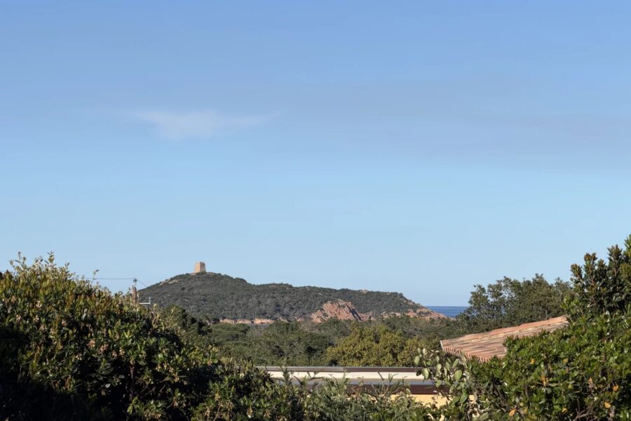 Pinarello, Capicciola, Villa 3 chambres, T4, piscine, vue dégagée, proche plage