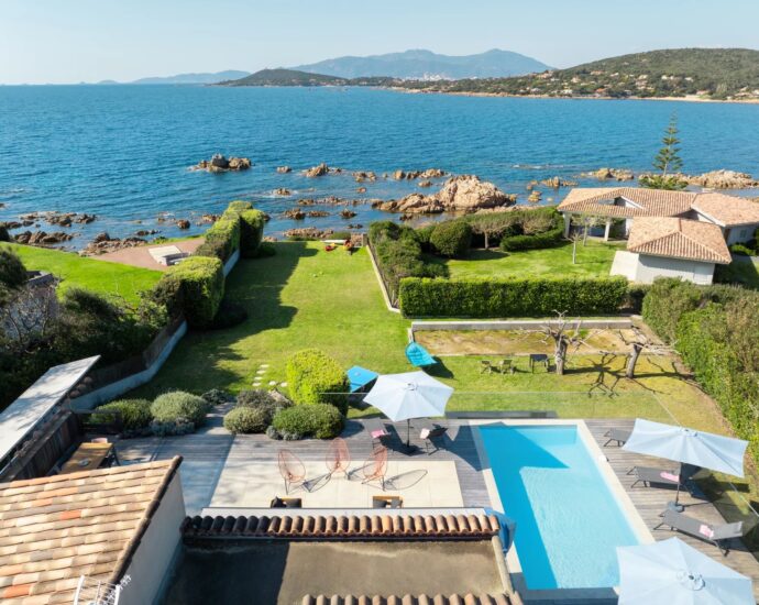 Near Porticcio, Waterfront Villa in Ruppione, 5 Bedrooms, Heated Pool, Stunning Sea Views