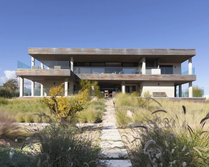 Porto Vecchio, Cala Rossa, 7 bedrooms villa, Pool, close to the beach, Sea views