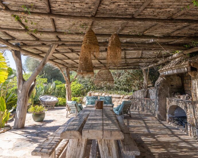 Porto-Vecchio, Piccovaggia, Farmhouse‑style Villa, 4 Bedrooms, Private Estate, Close to the Beach