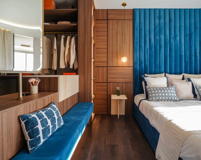 Monaco, Château Périgord I, Furnished 4-room apartment with sea view, ideally located close to all amenities.