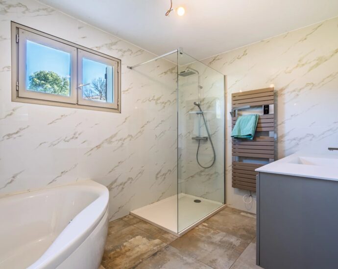 Exclusivité, Lumio, villa 5 chambres, Vue montagnes, Piscine, Proche plage