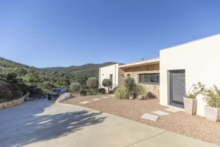 Favone, Villa with panoramic sea view, 3 bedrooms, heated pool, close to the beach