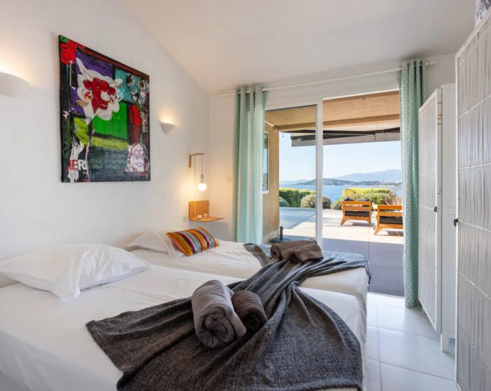 Near Porticcio, Waterfront Villa in Ruppione, 5 Bedrooms, Heated Pool, Stunning Sea Views