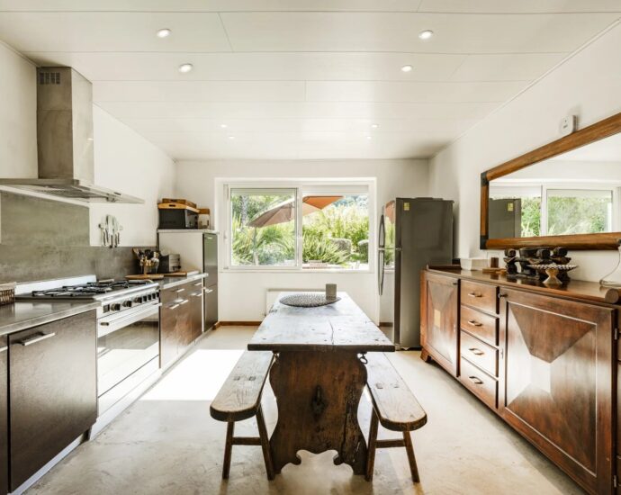 Porticcio, South Shore of Ajaccio, Waterfront villa, 5 bedrooms, panoramic sea view, direct beach access