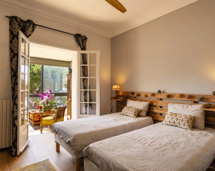 Ajaccio, Exclusivité, Villa, 5 chambres, vue mer panoramique, piscine, plage à pieds