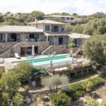 Pinarello –  domaine privé, villa d’architecte de 5 chambres avec piscine, garage ,vue mer panoramique, au calme