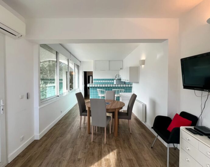 Porto-Vecchio, Domaine de Cala Rossa, appartement 1 chambre, plage à pied