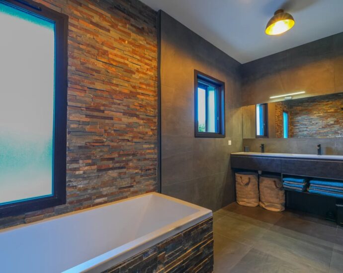 Pietrosella, Presqu’île de l’Isolella, Villa, 3 chambres, piscine, aperçu mer, proche plage et Porticcio