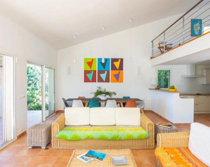 RV1880 – Domaine de Cala Rossa, villa 4 chambres, pied dans l’eau