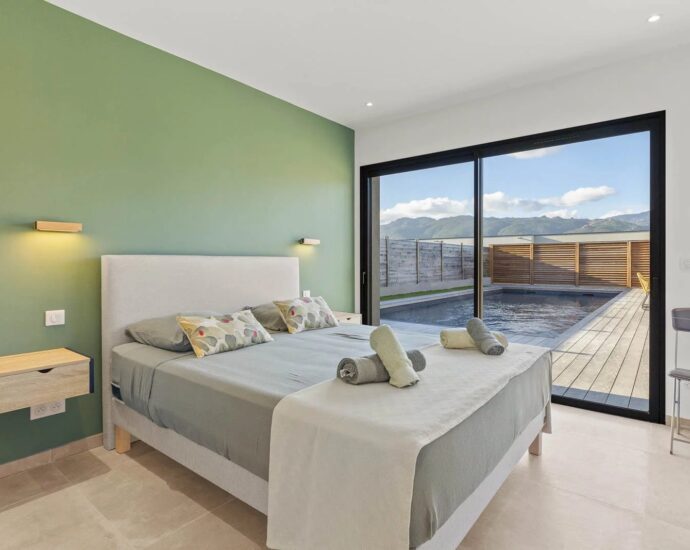 Mora dell Onda, Saint-Cyprien , Villa de plain-pied, 6 chambres, piscine, proche plage