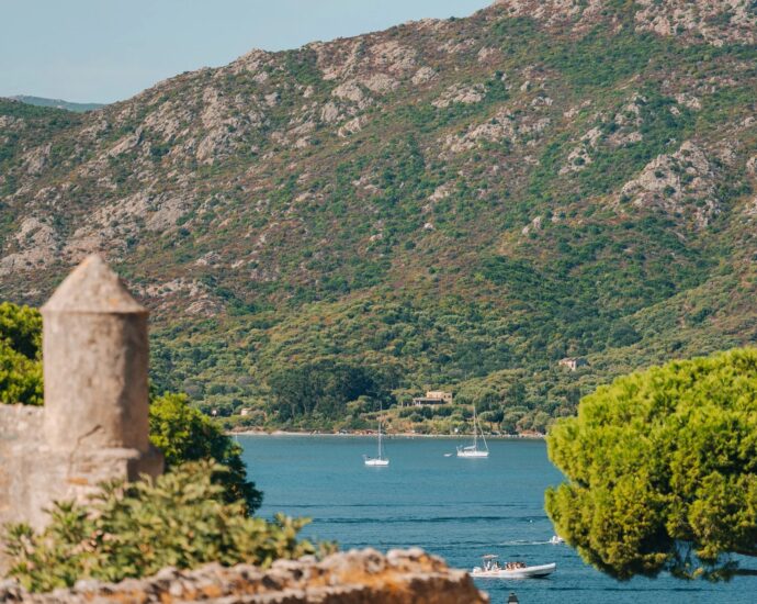 Off Market, Exclusivité, Saint Florent, Hôtel de prestige, Piscine, Plage à pied