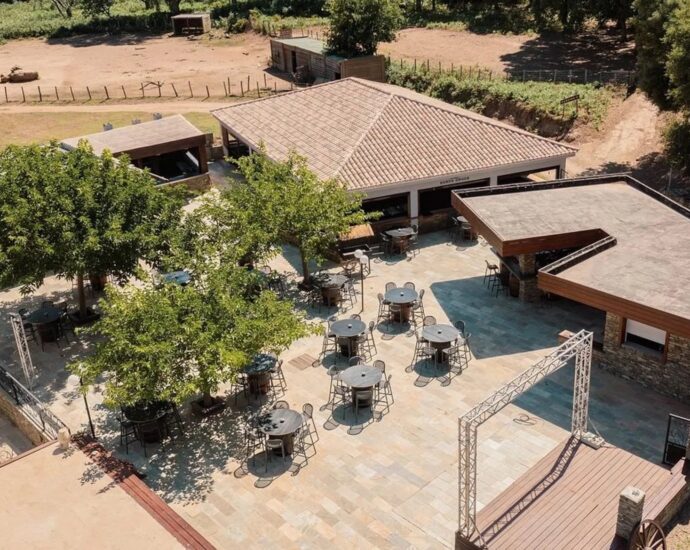 Cap Corse, Pietracorbara, Domaine privé, 6 logements, piscine et espaces extérieurs, projet résidentiel ou touristique, proche plage