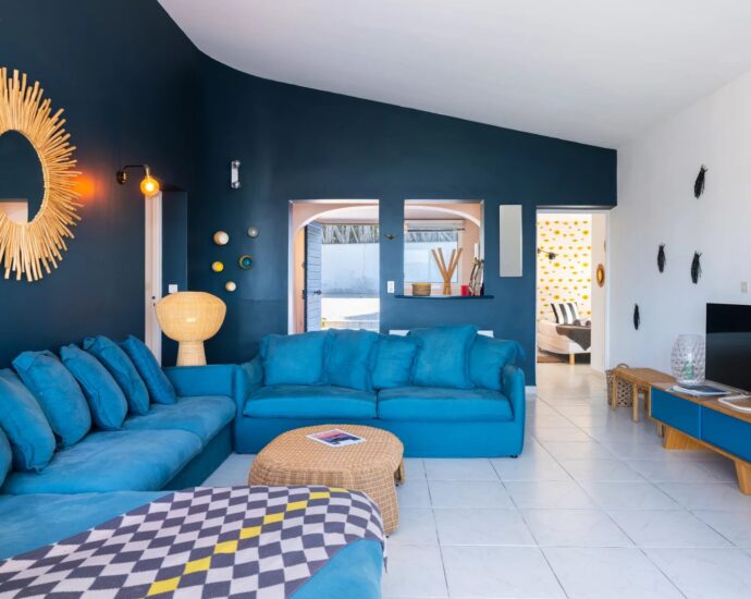 Near Porticcio, Waterfront Villa in Ruppione, 5 Bedrooms, Heated Pool, Stunning Sea Views