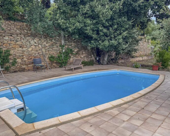 Bastia, Maison de maître, vue mer panoramique, 4 chambres, piscine, proche plages et centre-ville