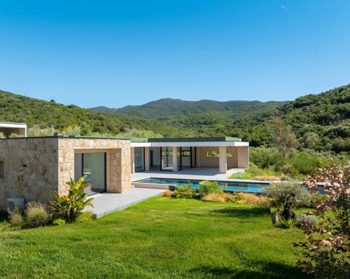 Porticcio, Villa vue mer, nouveau programme, domaine privé, 3 chambres, piscine, proche plage