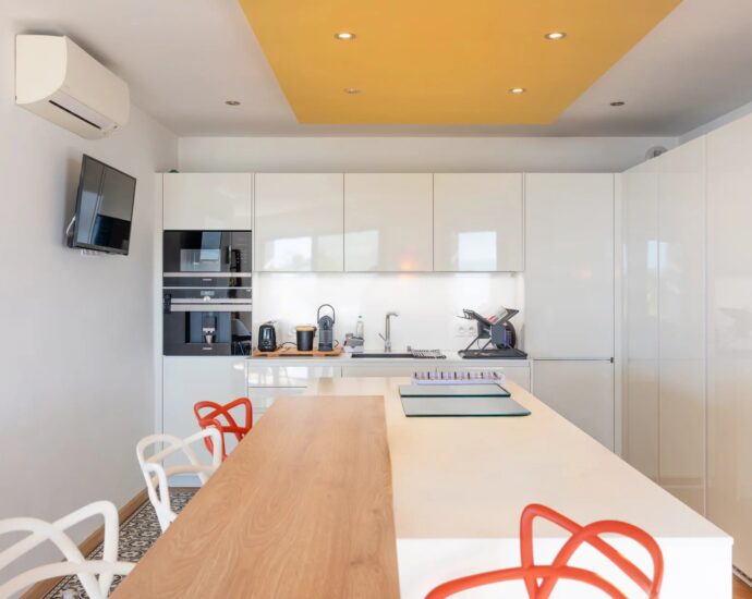 Exclusive,  Ajaccio, Panoramic sea-view penthouse, 3 bedrooms, close to the beach