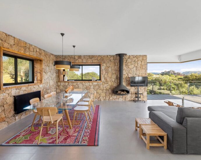 Exclusive – Pianottoli Caldarello – Property with Sea and Mountain view
