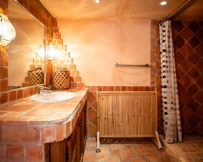 Sainte-lucie de Porto-Vecchio, Capicciola, villa 5 chambres, piscine, vue mer, plage à pied