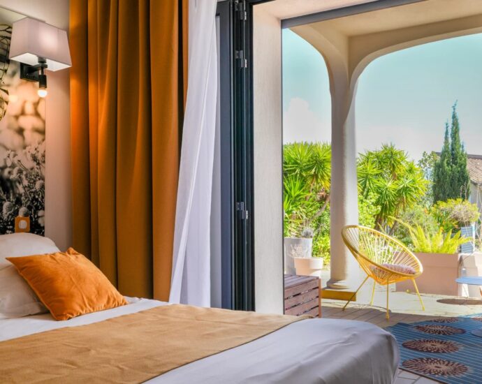 Sagone , Villa vue mer , 7 chambres, piscine, Proche plage