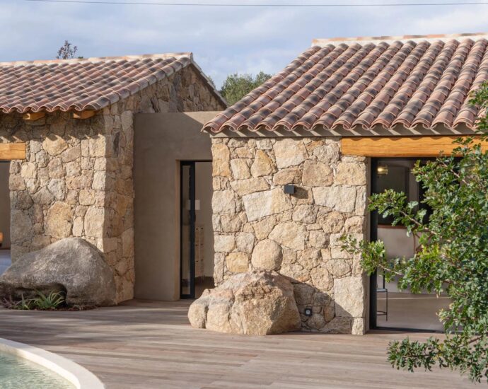 Sainte-Lucie de Porto-Vecchio, Cirendinu, Shepherd’s-Style Villa, 4 Bedrooms, Pool, Close to the Beach