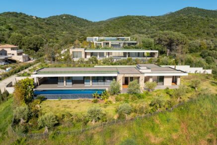 Porticcio, Villa vue mer, nouveau programme, domaine privé, 3 chambres, piscine, proche plage