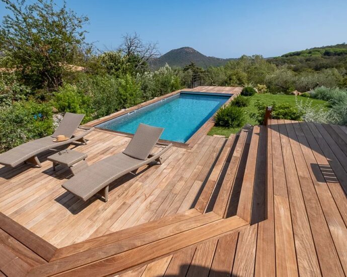Porto-Vecchio, Precojo, 2-Bedroom Villa with Heated Pool, Near Santa Giulia Beach, with Open Views