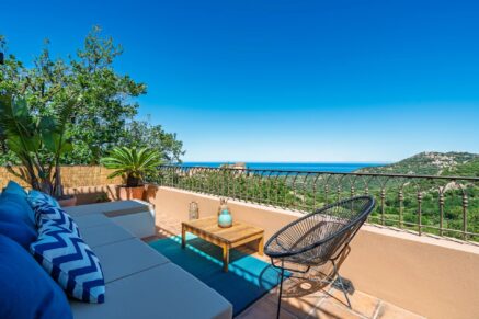 Exclusivité, Balagne, Pigna, Villa 5 chambres, vue mer panoramique, proche plage et L&rsquo;Île-Rousse