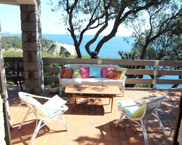 Porto Vecchio, Domaine de Cala Rossa, villa 3 chambres, pied dans l&rsquo;eau