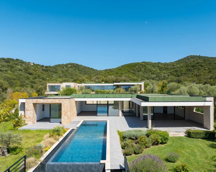 Porticcio, Villa vue mer, nouveau programme, domaine privé, 3 chambres, piscine, proche plage