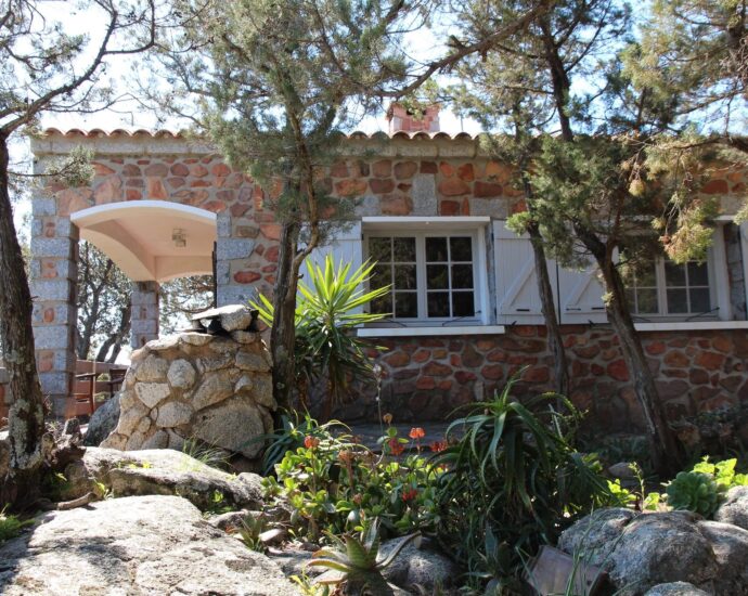 Porto Vecchio, Domaine de Cala Rossa, villa 3 chambres, pied dans l&rsquo;eau