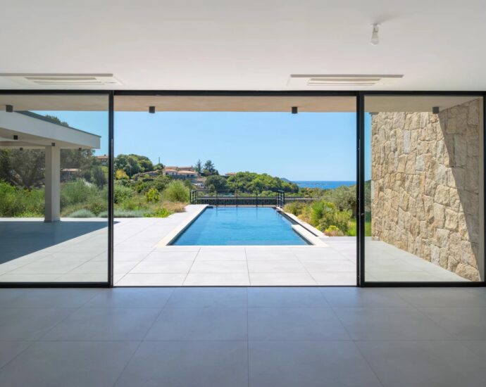 Porticcio, Villa vue mer, nouveau programme, domaine privé, 3 chambres, piscine, proche plage
