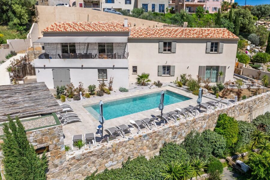 Balagne, Santa-Reparata di Balagna, Villa 9 chambres, vue lac et montagnes, Piscine, Salle de sport, Sauna, Proche l&rsquo;Île Rousse et plages