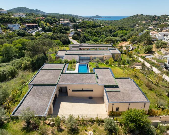Porticcio, Villa vue mer, nouveau programme, domaine privé, 3 chambres, piscine, proche plage