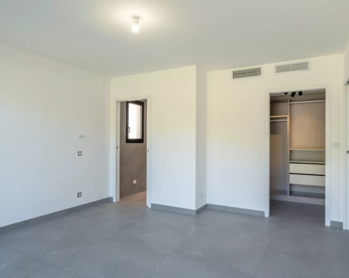 Porticcio, Villa vue mer, nouveau programme, domaine privé, 3 chambres, piscine, proche plage