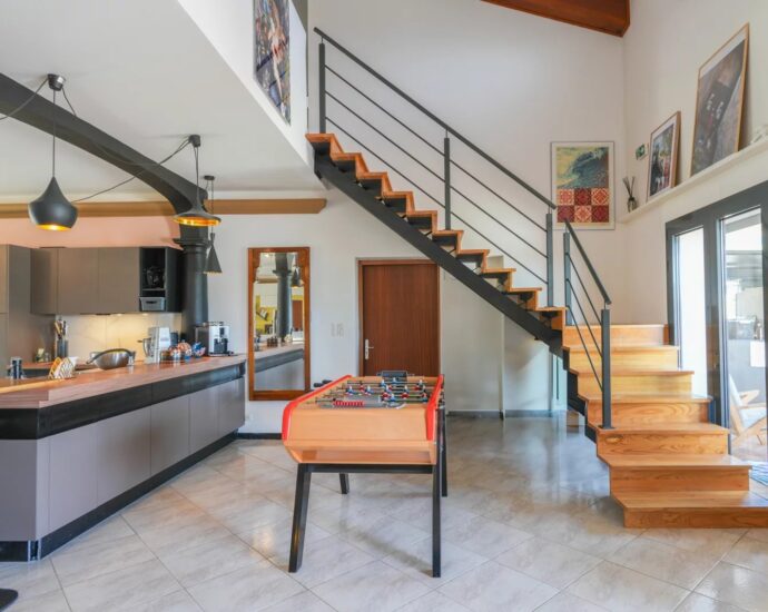 Sagone , Villa vue mer , 7 chambres, piscine, Proche plage