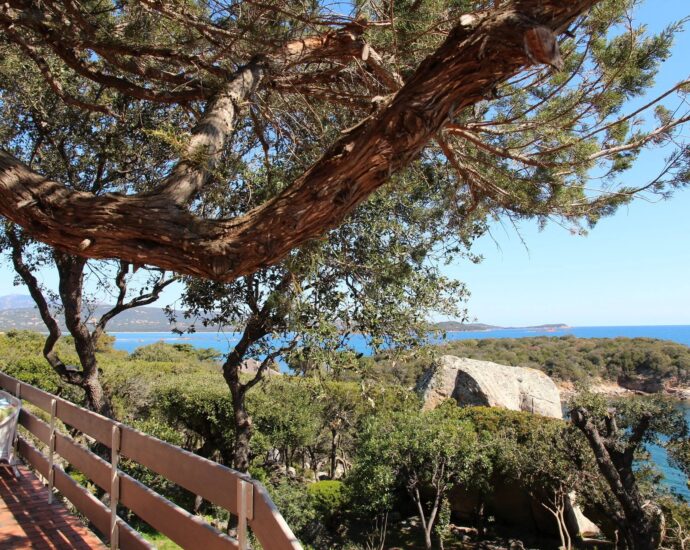 Porto Vecchio, Domaine de Cala Rossa, villa 3 chambres, pied dans l&rsquo;eau
