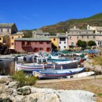 Cap Corse, Centuri, terrain constructible, proche port, plage à pied, emplacement rare, environnement préservé