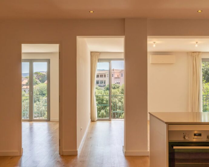 Exclusivité, Porto-Vecchio, Appartement vue mer, 3 chambres, proche plage et centre-ville