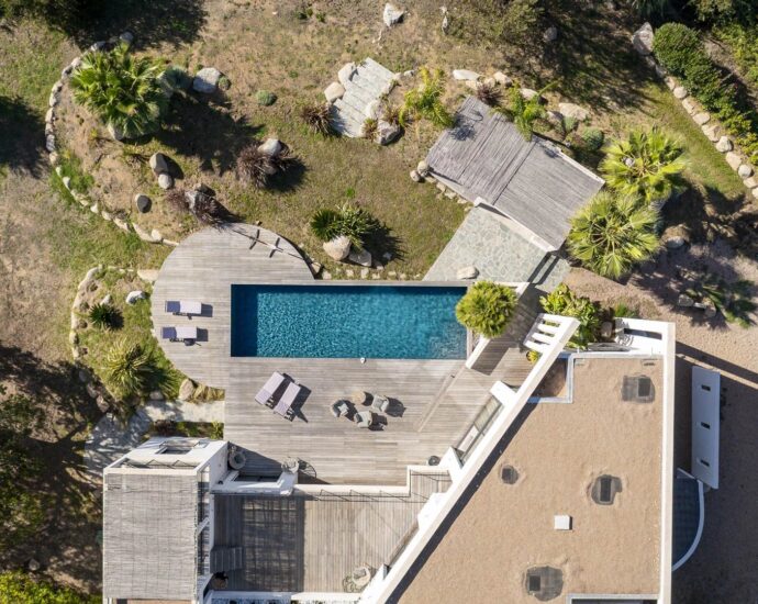 Arasu, Villa contemporaine, 5 chambres, piscine, vue mer, plage à pied