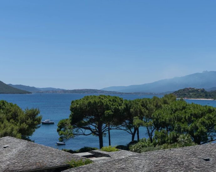 Porto Vecchio, Domaine de Cala Rossa, Villa 4 bedrooms, swimming pool, sea view, villa Tempiu Para, RL227