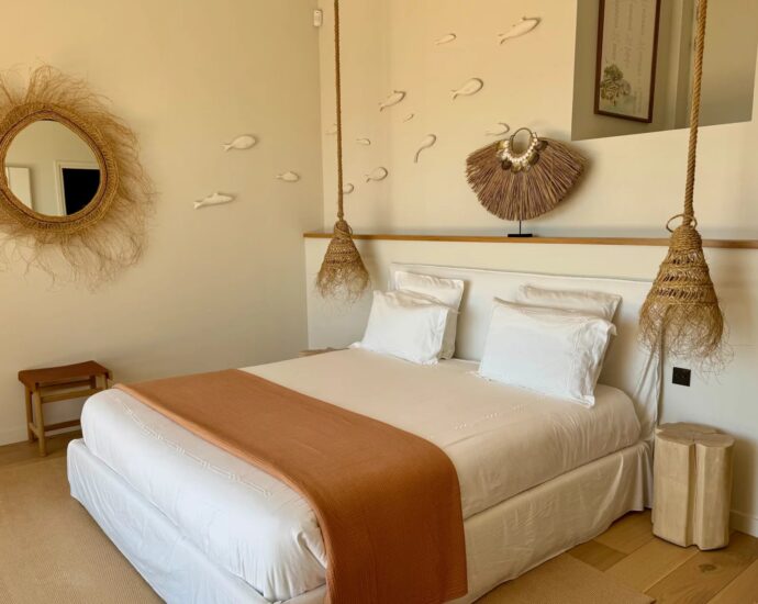 Porto-Vecchio, Palombaggia, Panoramic Sea View Villa, 6 Bedrooms, Heated Pool, Walking Distance to Beach