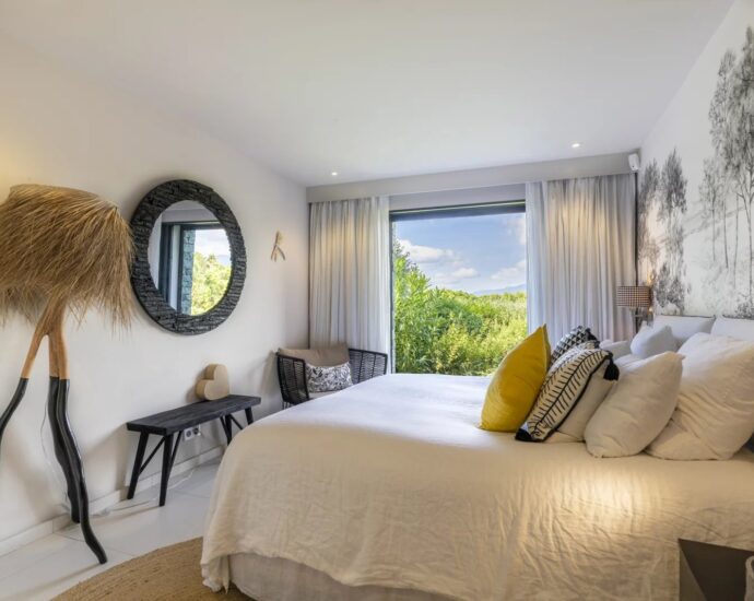 Porto Vecchio, Domaine de Cala Rossa, Villa 4 bedrooms, swimming pool, sea view, villa Tempiu Para, RL227