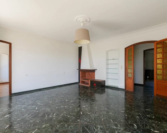 Exclusivité, Ajaccio, Quartier du Trottel, Appartement vue mer, 3 chambres, terrasses, plage à pied