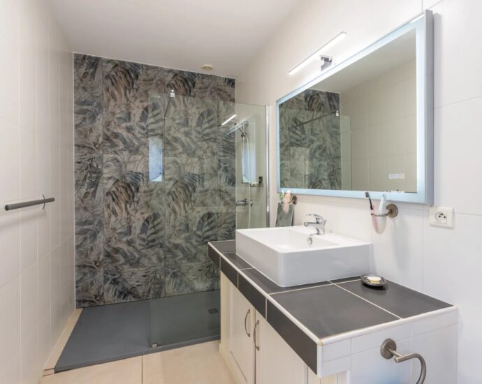 Exclusivité, Porticcio, Agosta plage,  Villa vue mer, 4 chambres, plage à pied